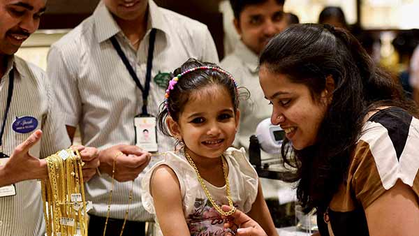 விலை எப்படி? 