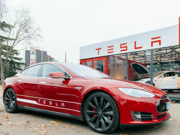 மார்ட்ன் ஐன்ஸ்டீன்