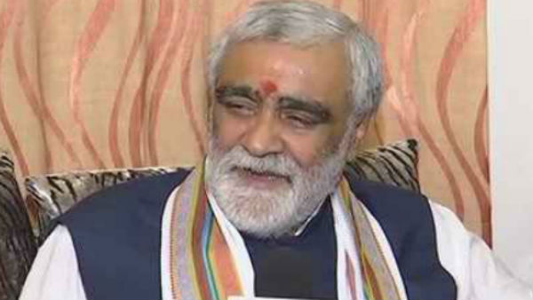 அந்த அமைச்சர் 