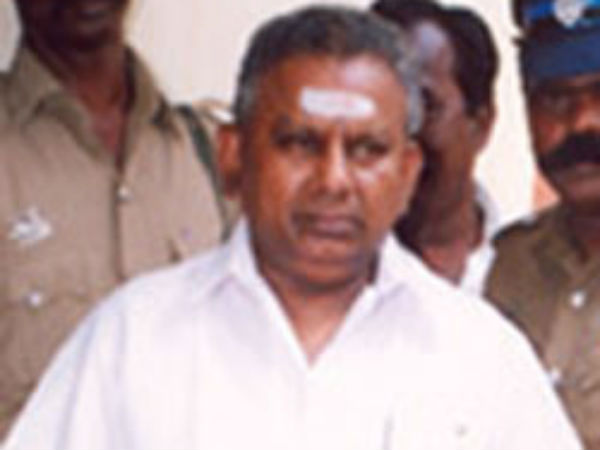 அமெரிக்க பத்திரிகையாளர் 