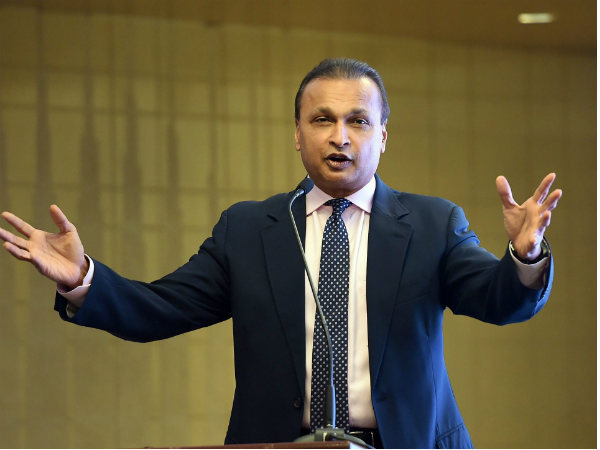 நேரில் ஆஜராக சம்மன் 