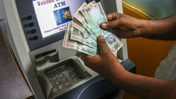 நிதி சேவைகள் 