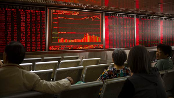 சீனாவினை தாக்கும் 