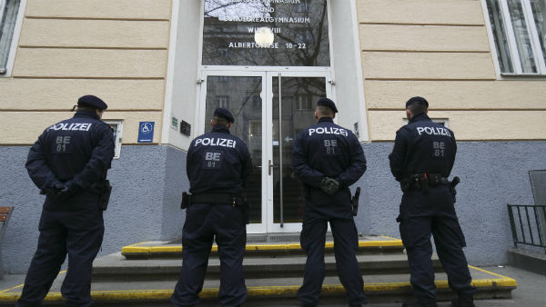 முக்கிய பேஷன் தளம் 