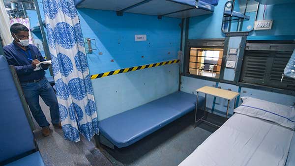 20,000 பெட்டிகளை மருத்துவமனையாக மாற்றத் திட்டம்: இந்திய ரயில்வே