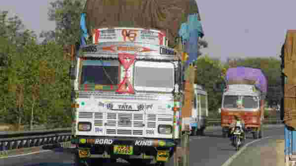 மேற்படி லஞ்சம் 