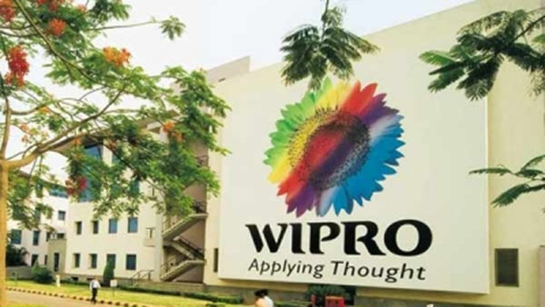 வீட்டில் இருந்து வேலை செய்ய அனுமதி 