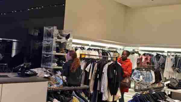 விற்பனை வீழ்ச்சி 