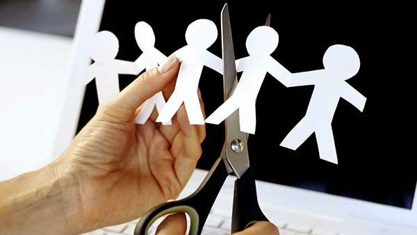 பணி நீக்கம் செய்யாமல் இருக்க அதிரடி நடவடிக்கை 