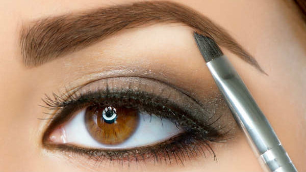 eye மேக்அப்