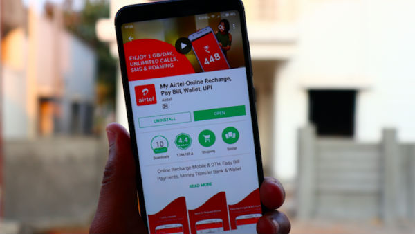 3. வாய்ஸ் ஆப் அனுபவம் (Voice App Experience) 