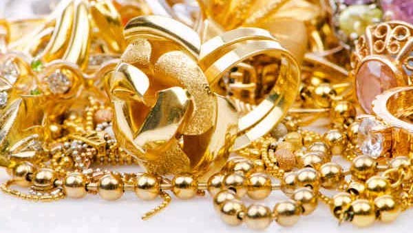 இந்த பலத்த சரிவுக்கு என்ன காரணம்? 