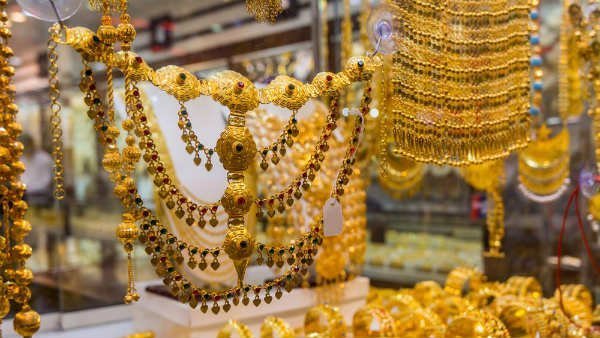 ஆபரணத் தங்கம் விலை இறக்கம் காண வாய்ப்பு 