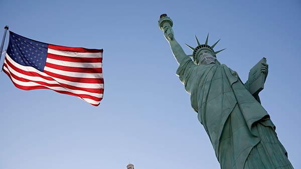 அமெரிக்கர்கள் வேலையிழப்பு 