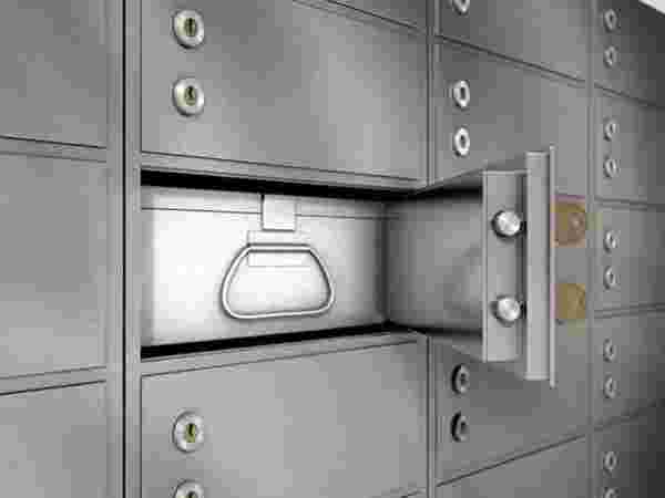 எஸ்பிஐ லாக்கருக்கு பதிவு கட்டணம் 