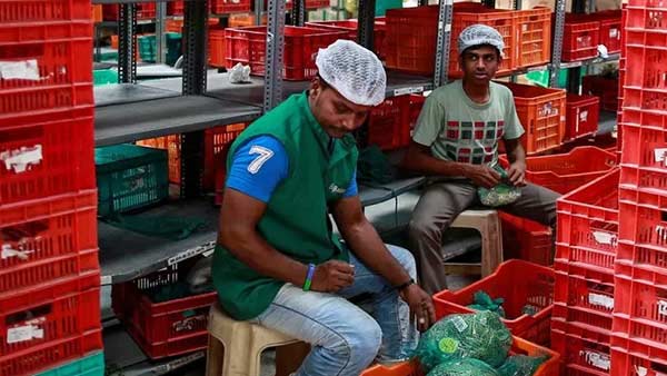 முதலீட்டாளர்களிடம் இருந்தும் பங்குகளை வாங்கலாம் 