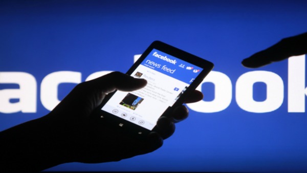 விடாத பேஸ்புக் 