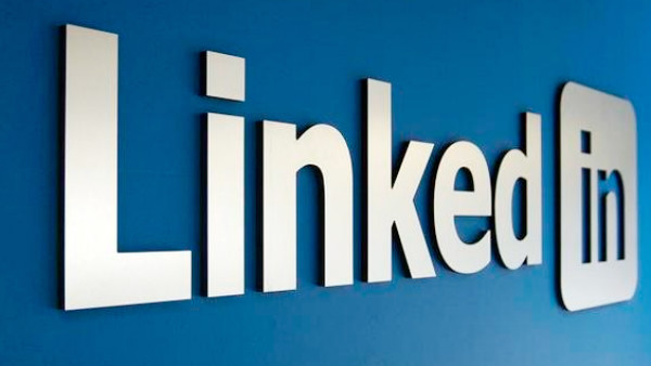 லிங்கிடுஇன் கருத்துக்கணிப்பு 
