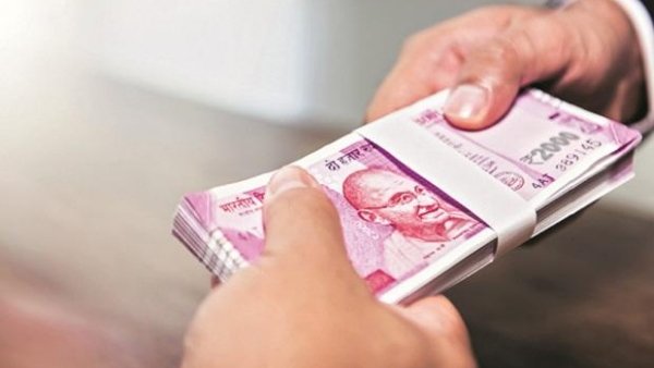 தங்கத்திற்கு ஆதரவாக பணவீக்கம் 