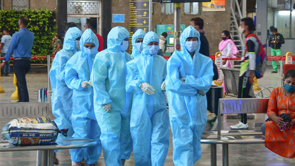 லாக்டவுன் உதவாது.. ஆனால் வேக்சின் உதவும் 