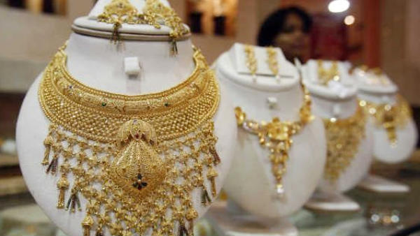 ரூபாய் மதிப்பு ஆதிக்கம் 