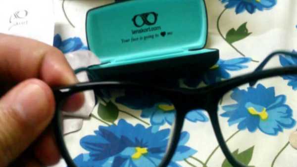 லென்ஸ்கார்ட் நிறுவனம் 