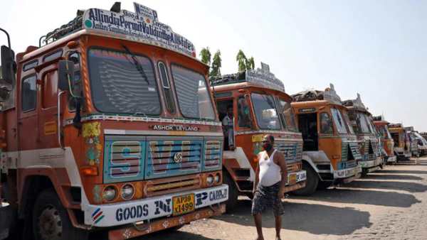 சலுகைகள் அளிக்கப்பட வேண்டும். 