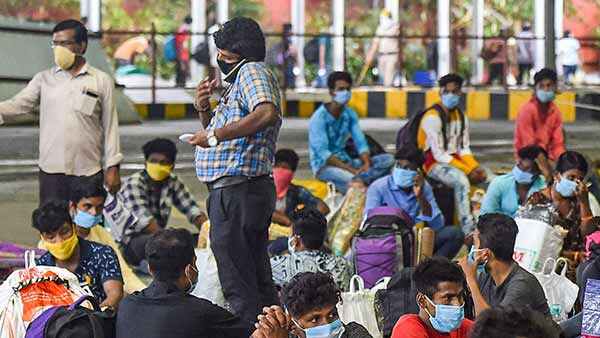 தவிக்கும் புலம் பெயர் தொழிலாளர்கள் 