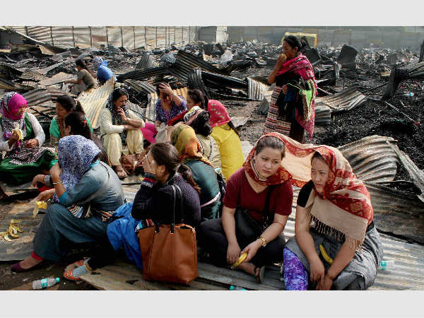 அது வேறு? இது வேறு? 