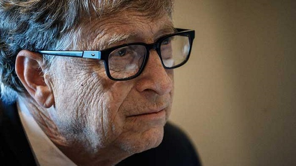 புகழின் உச்சியில் இருந்து வீழ்ந்த பில்கேட்ஸ்