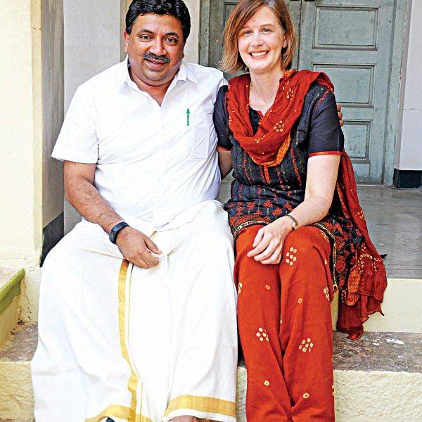  தீவிர அரசியல் பணிகள்