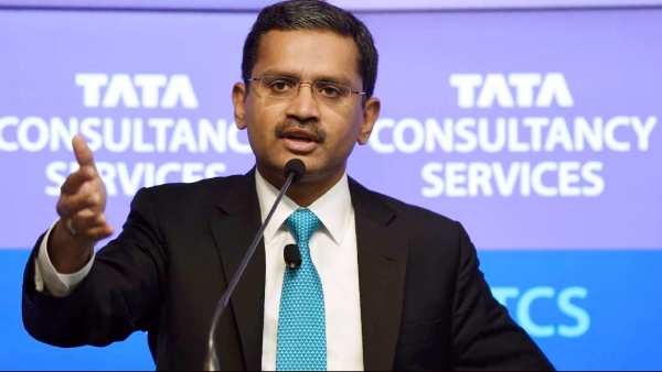  சிஇஓ ராஜேஷ் கோபிநாதன்