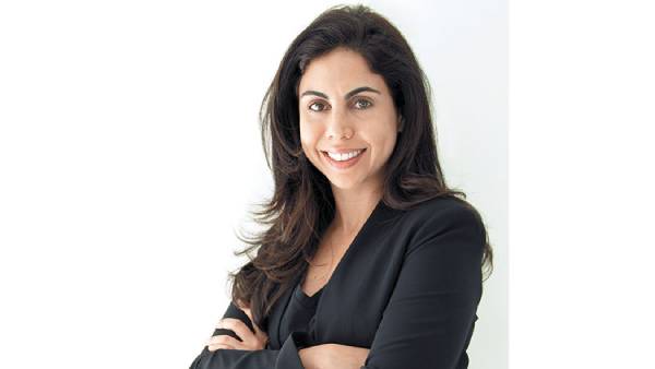 தந்தைக்கு நன்றி கூறிய நிஷாபா