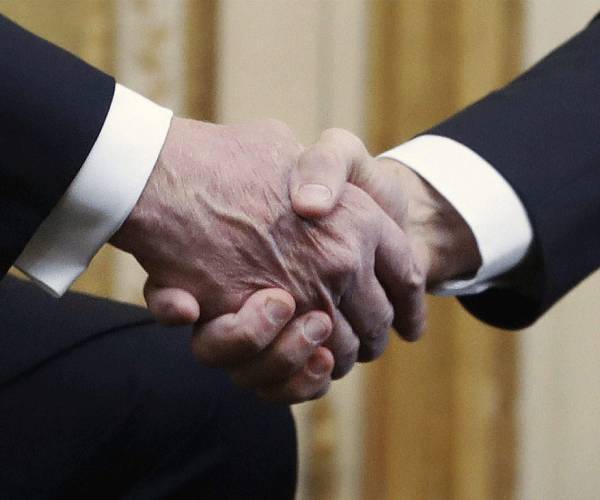 200 மில்லியன் டாலர் முதலீடு