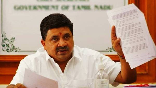  ஏழைகள் மேலும் ஏழையாகின்றனர்