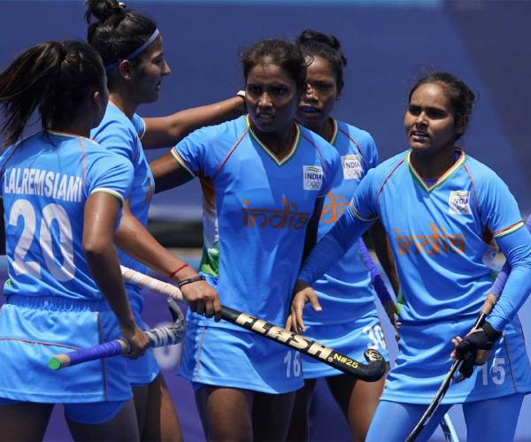 வீரர்களை ஊக்குவிக்கும்