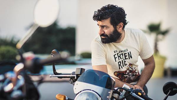 சித்தார்த்தா லால் சம்பள அளவு 