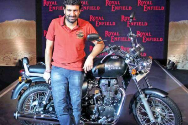 சித்தார்த்தா லால் சம்பள முடிவு 