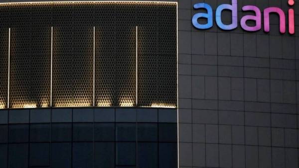 மிகப்பெரிய சோலார் உற்பத்தியாளர் 