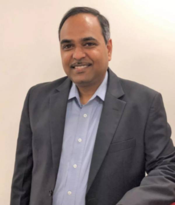 டாடா மோட்டார்ஸ் ஷைலேஷ் சந்திரா 