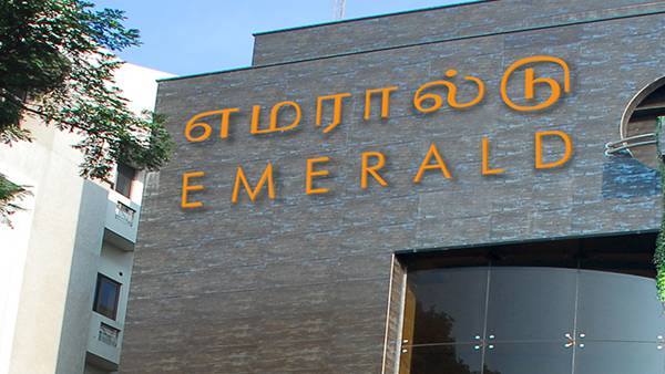 சேம்பிள்ஸ் செய்ய கூட காசில்லை 