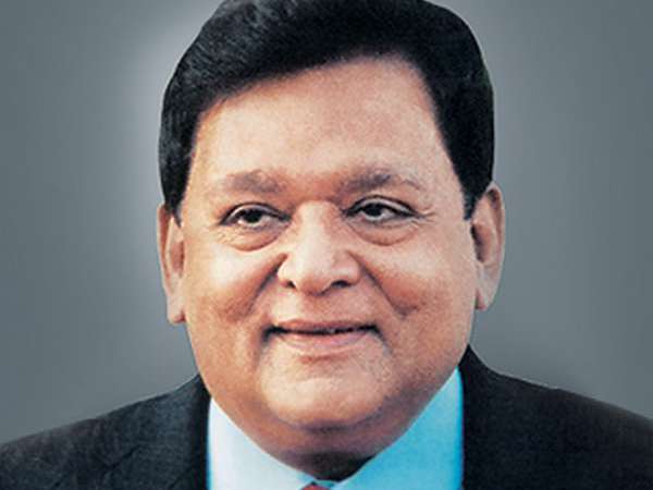 ஏ எம் நாயக் எவ்வளவு?