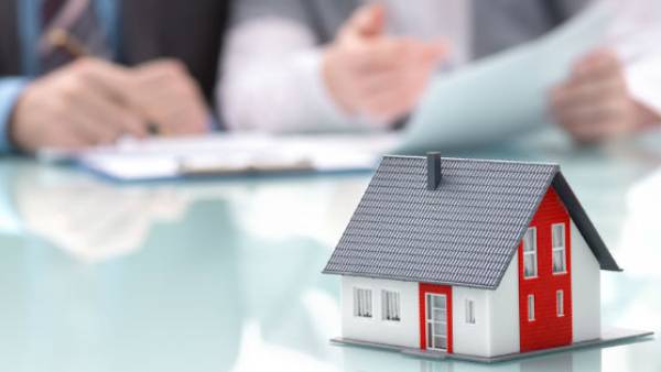 கடன் பற்றி ஆய்வு செய்யுங்கள் 