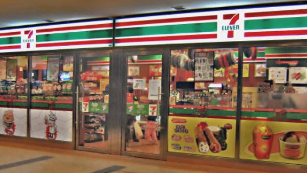 நம்பிக்கை இழக்காத 7Eleven 
