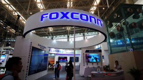 பாக்ஸ்கான் நிறுவனம் 