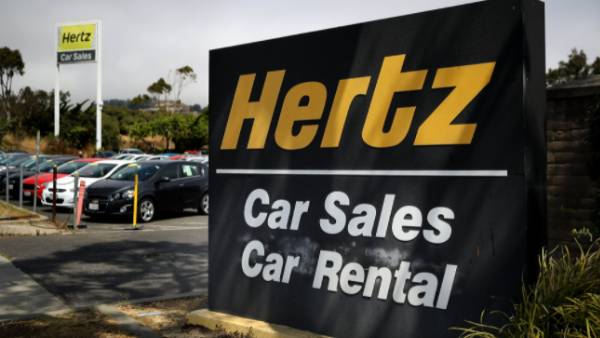 1 லட்சம் கார் ஆர்டர் 