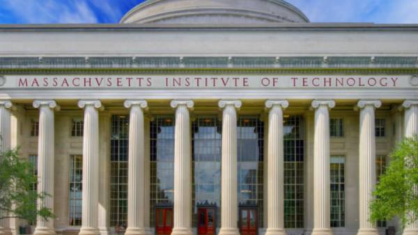 மசாசூசெட்ஸ் இன்ஸ்டிடியூட் ஆப் டெக்னாலஜி 