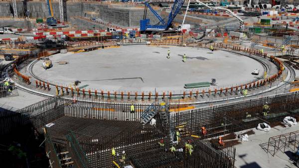  40,000 வேலைவாய்ப்புகள்