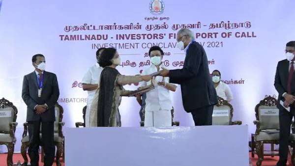  வேணு ஸ்ரீனிவாசன்