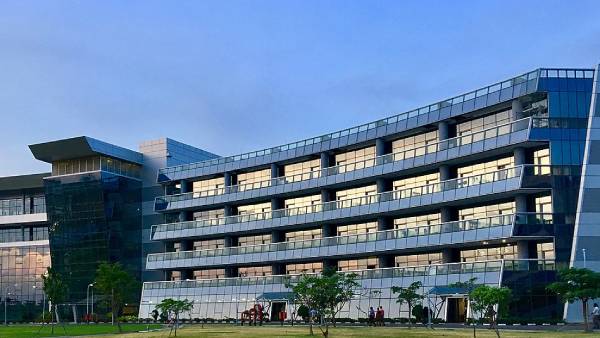 டெக் ஊழியர்கள் 